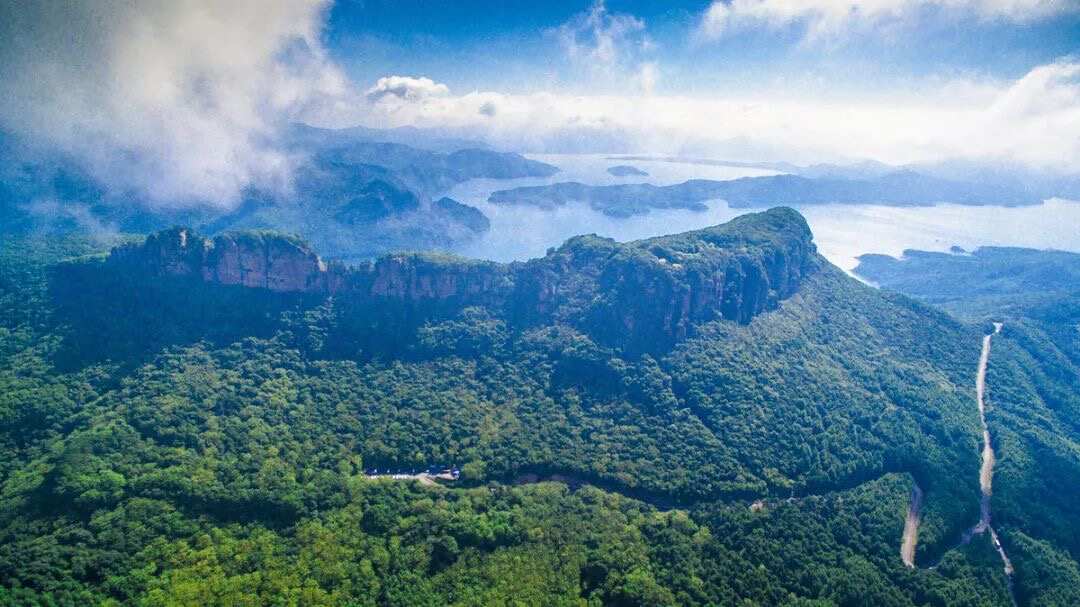 五女山景区荣获“百姓最喜欢的” 辽宁十佳4A旅游（景区）称号